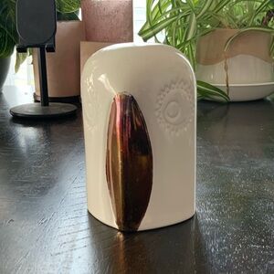 IKEA RUSTIGT White Gold Ceramic Bird Figurine